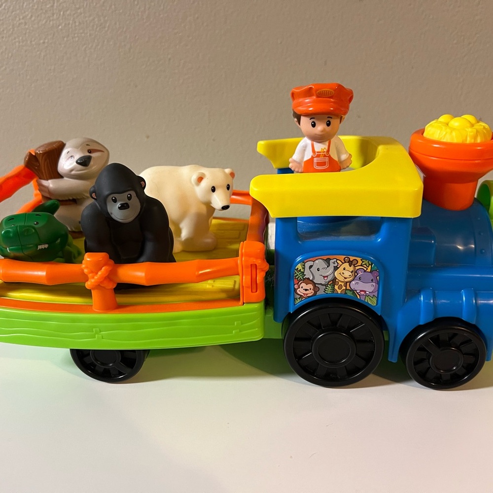 Colorful Animal Train Toy Set